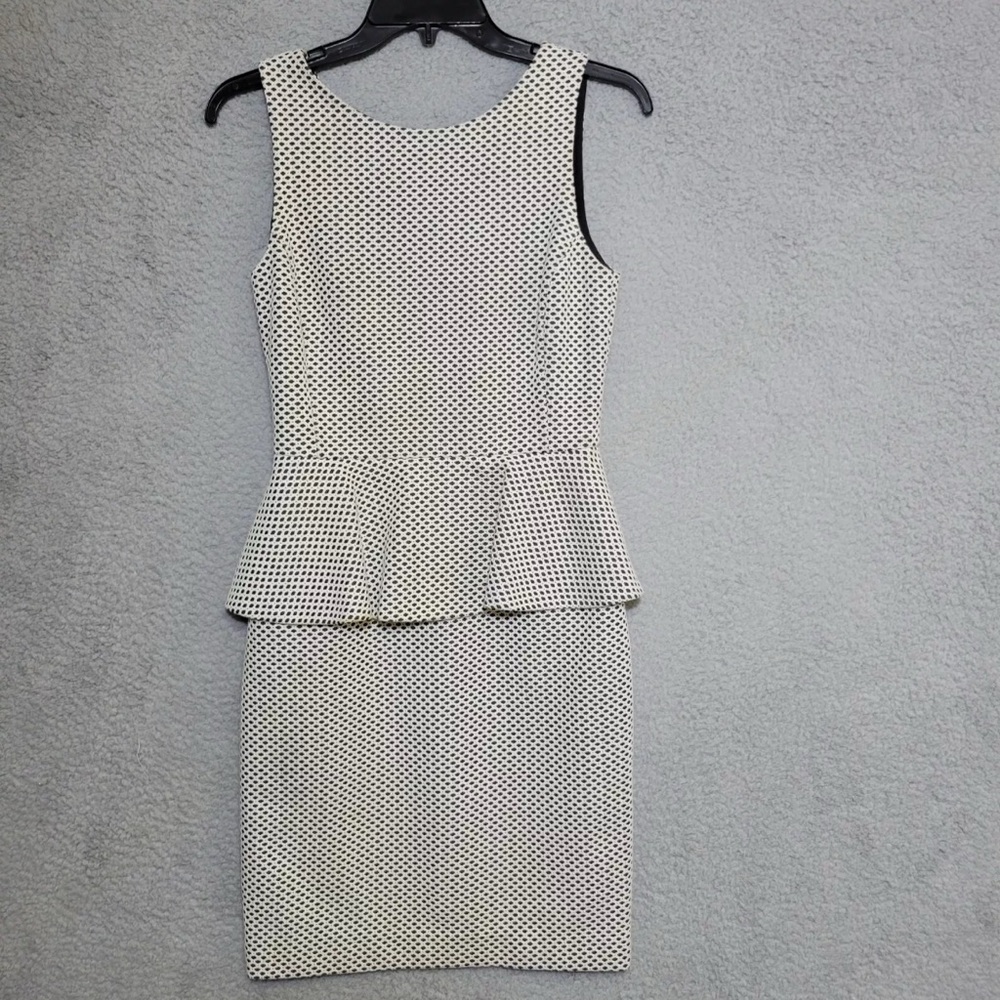 BANANA REPUBLIC | Black & White PePlum Sleeveless Black & White Dress | Size 4P